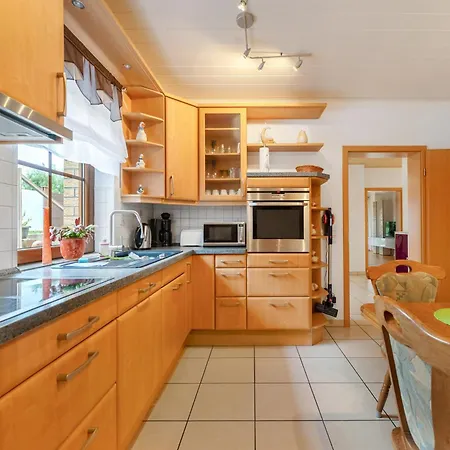 Lora Apartment Blankenrath