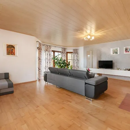 Lora Apartment